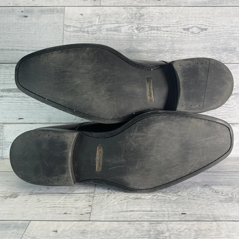 Magnanni up sale